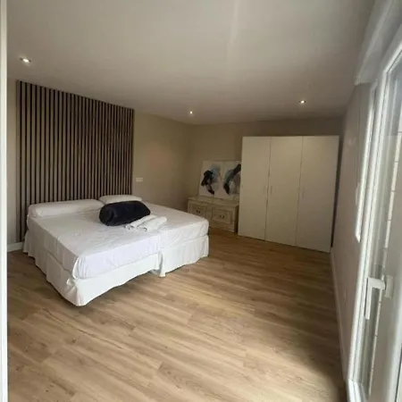Asturias Luxury 펜션 *